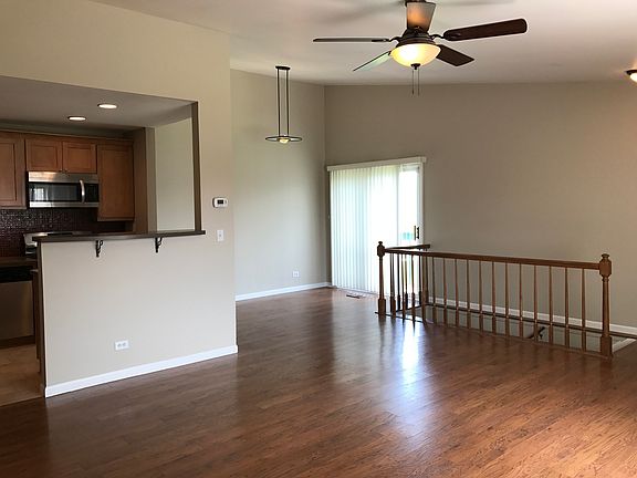 2nd image of 300 Taylor Ct