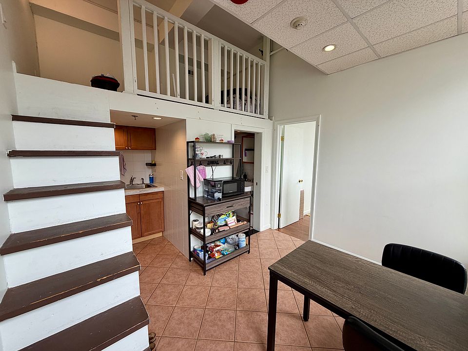 1st image of 72 Kneeland St #705