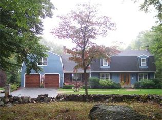 220 Pike Ave, Attleboro, MA 02703
