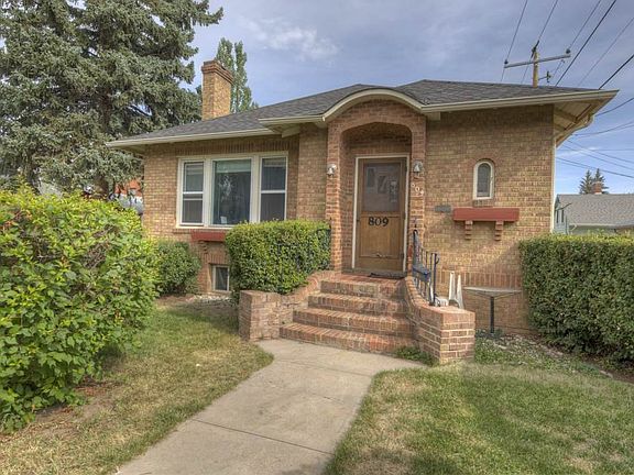 3rd image of 807 E University Ave