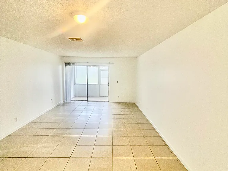 2521 Emory Dr W #F — Photo 15