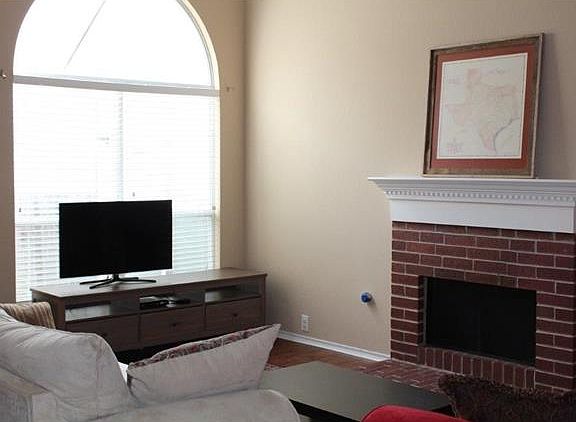 5th image of 2210 Kimra Ln