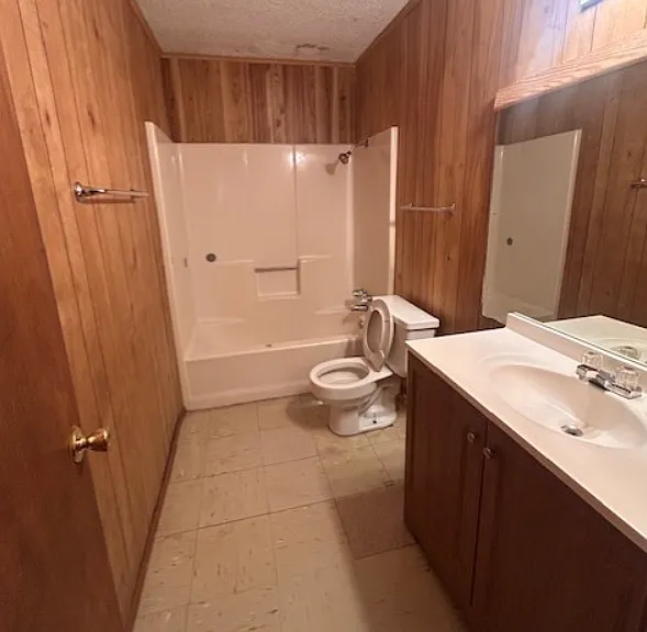 1506 Briarwood Dr — Photo 9