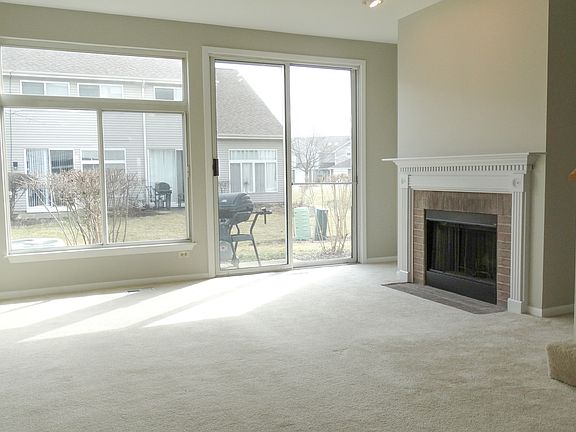 5th image of 1131 E Cambria Ln N