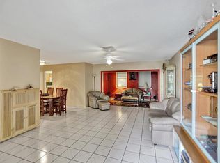 8706 Sheraton Dr, Miramar, FL 33025