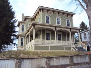 12 N Church St, Athens, NY 12015