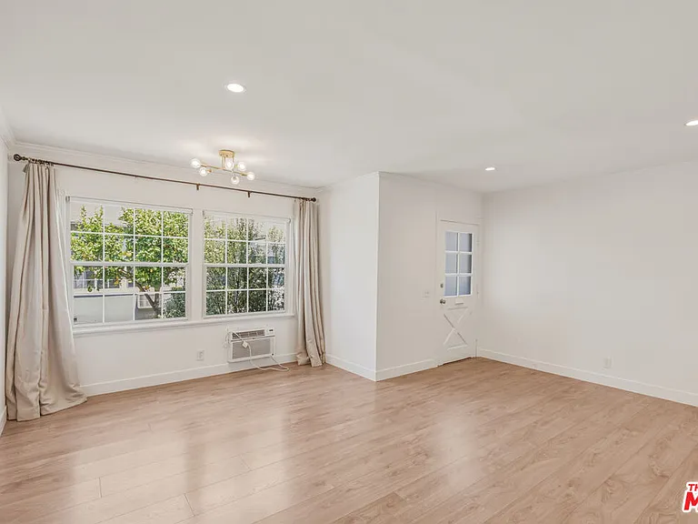 4177 Ince Blvd #1/2 — Photo 27