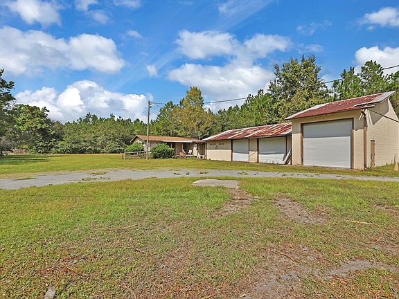 3rd image of 9105 County Road 13 N