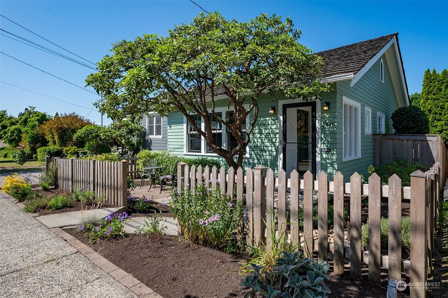 2441 31st Avenue W photo 1