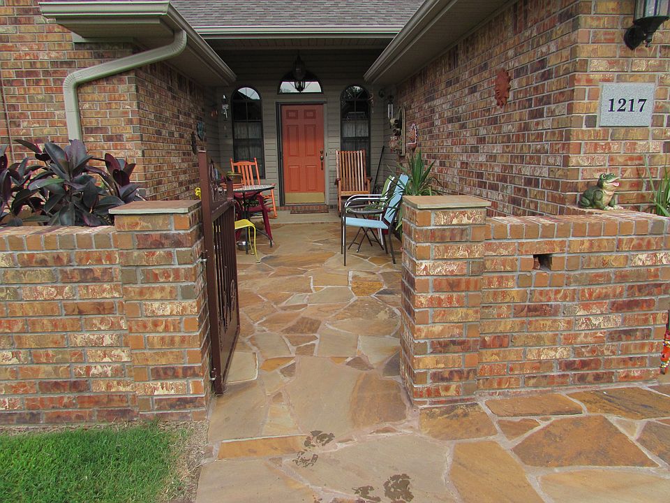 2nd image of 1217 Keystone Loop