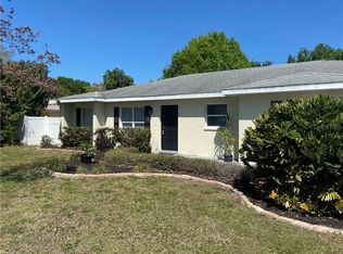 815 Plum Tree Ln, Sarasota, FL 34243