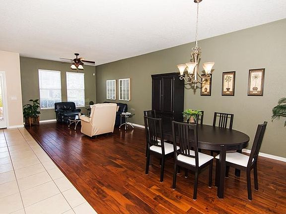 5th image of 2614 Lakemoor Dr