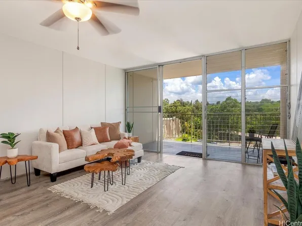 95-2031 Waikalani Pl APT D901, Mililani, HI 96789