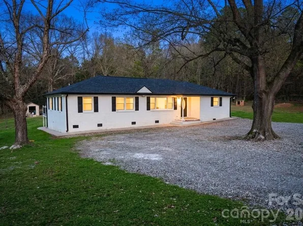 1417 Old Belmeade Dr, Charlotte, NC 28214