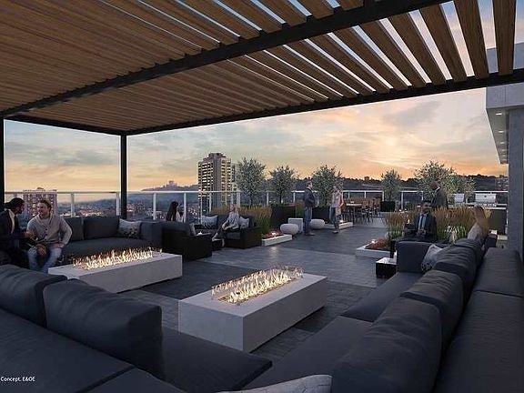 5th image of 212 King William St #901