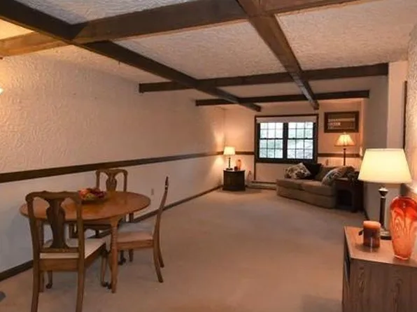 42 Swanson Ct APT 33A, Boxboro, MA 01719