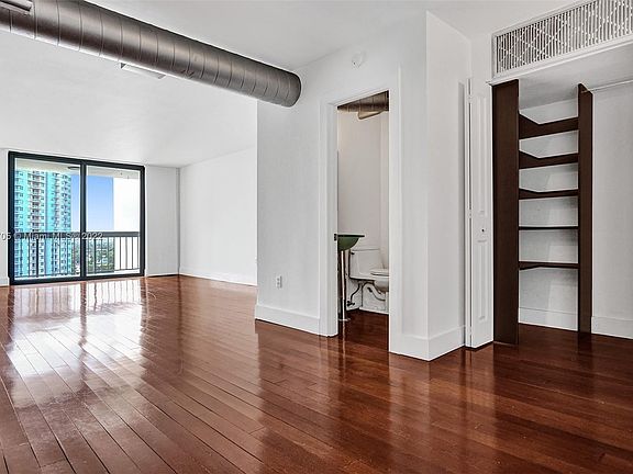 4th image of 2333 Brickell Ave APT 1614