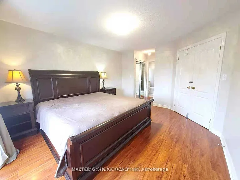 24 Golden Oak Ave — Photo 23