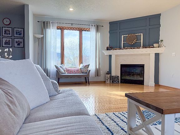 5th image of 2210 NW Park Meadows Dr