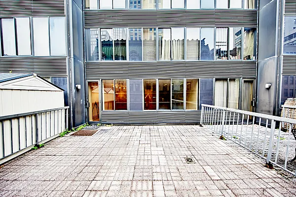 Rented by RSNY Realty | media 7