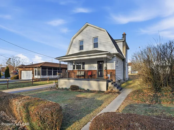 1309 South St, Avoca, PA 18641