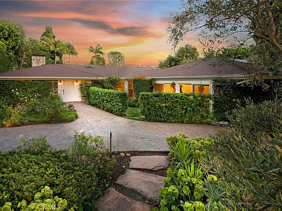 2nd image of 27424 Rainbow Ridge Rd