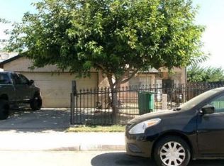 2596 Walnut St, Selma, CA 93662