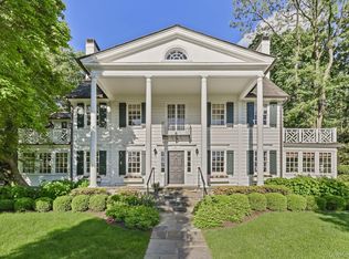 86 Pondfield Rd, Bronxville, NY 10708