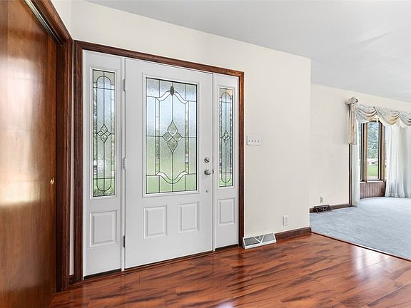 2nd image of 3131 Scottdale Smithton Rd