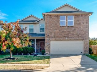 1210 Mallard Crk, Aubrey, TX 76227