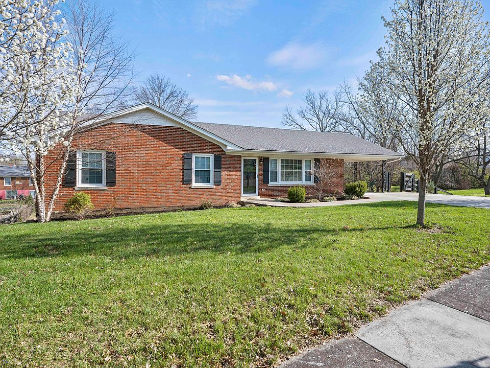1st image of 313 Hickory Hill Dr