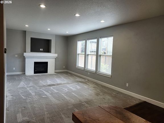 4th image of 12632 Ross St