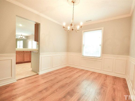 5th image of 5013 Rollingwood Dr
