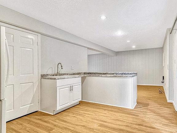 5th image of 12121 Holly Knoll Cir #Basement