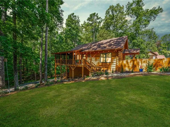 31 Cardinal Rd SE, White, GA 30184