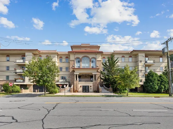 257 Central Avenue #1D, White Plains, NY 10606