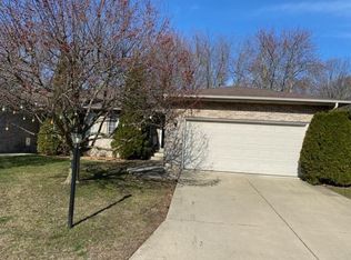 920 Troon Ct, Schererville, IN 46375
