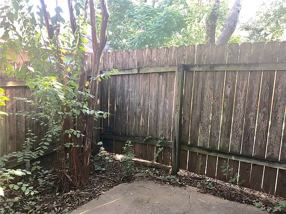 5th image of 407 Cypress Ln