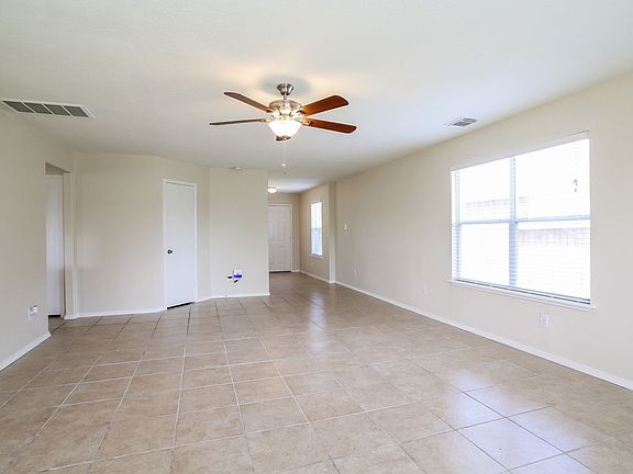 3rd image of 19343 Montclair Meadow Ln