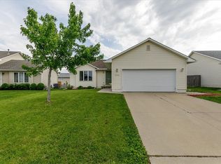 2730 River Ridge Rd, Des Moines, IA 50320