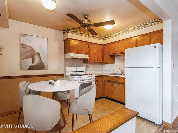 5th image of 6407 S Oak Park Ave APT 1E