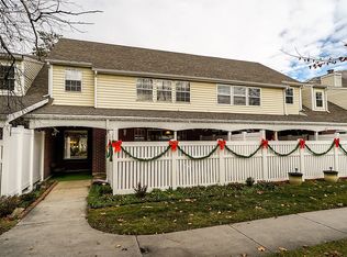 72 Brookside Ln, Centerville, UT 84014