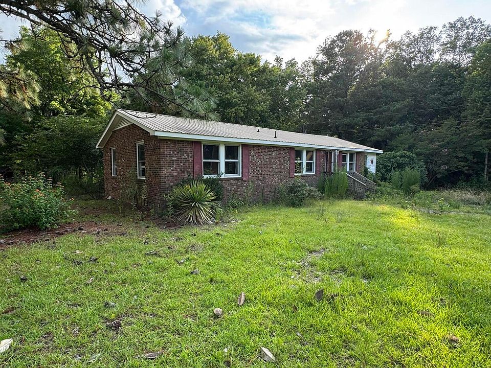 1st image of 2633 Tanbark Dr