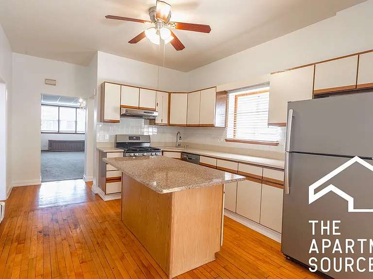 2968 S Loomis St #1 — Photo 7