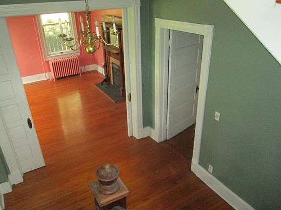 Hallway/Foyer