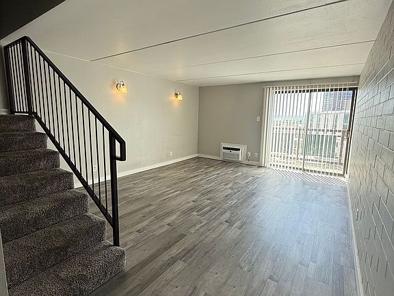 3rd image of 300 N 25th St #502