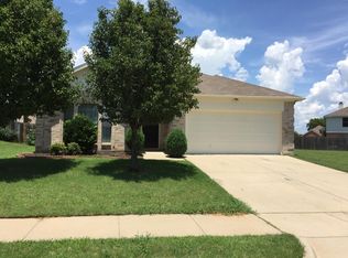 1216 Saltgrass Dr, Crowley, TX 76036