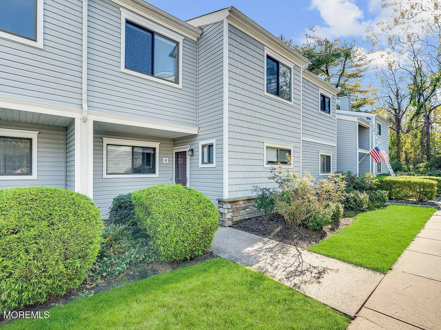 3 bed, 2.5 bath, 1710 sqft, $3,850 — Photo 1