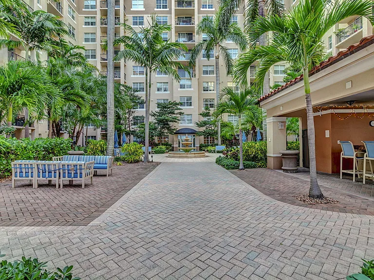 1805 N Flagler Dr #115 — Photo 29