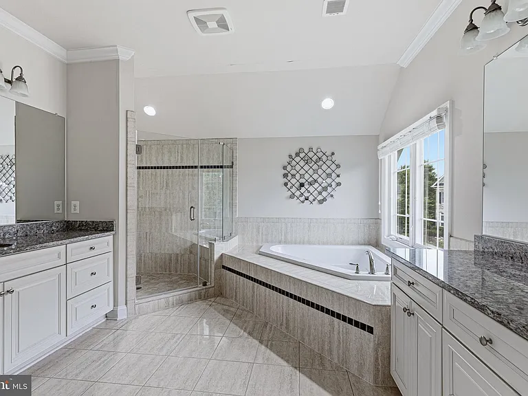 1751 Tysons Crest Ln — Photo 21